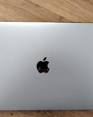 MacBook Pro 13" 2017 – Touch Bar 