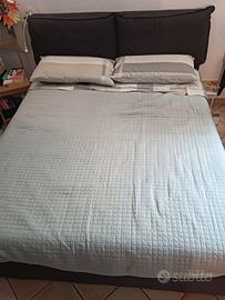 Letto matrimoniale contenitore ikea con materasso