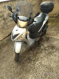 Suzuki Sixteen 150