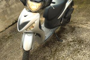 Suzuki Sixteen 150