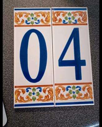 Numero civico in ceramica 