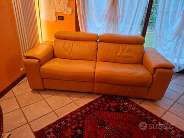 DIVANO PELLE FIORE DUE ANNI DI VITA BIRELAX