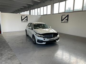 BMW 118 D 5P. BUSINESS ADVANTAGE