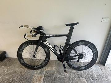 Bici crono BMC