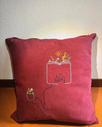 Cuscino ricamato a mano 50cmx50cm