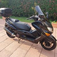 Yamaha T Max