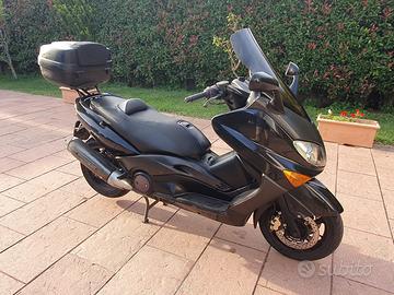 Yamaha T Max