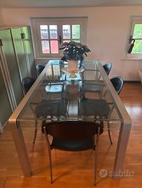 Tavolo da pranzo in vetro con 6 sedie