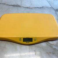 bilancia per neonati