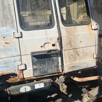 porte e ricambi mercedes G w460 240gd