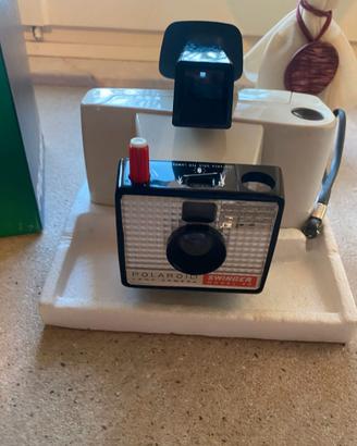 Polaroid Swinger 20