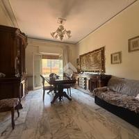 4 LOCALI A REGGIO DI CALABRIA