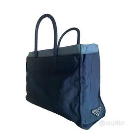 Borsa Prada in tela vela