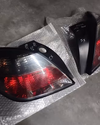 Faro fanale posteriore Opel Astra H