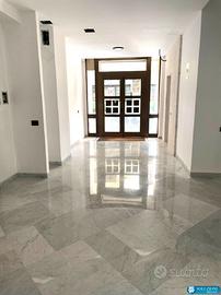 UFFICIO A/10 Mq 450 Don Bosco/ Imperatore Federico