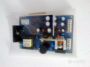 Alimentatore 5v, 12v, 24v -1a