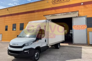 Iveco Daily furgonatura extra lunga