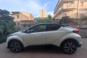 Toyota chr 1.8