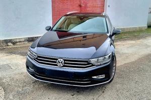 VOLKSWAGEN Passat 8ª serie - 2020