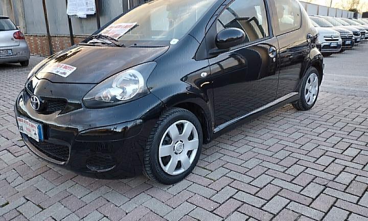 Toyota Aygo 1.0 CLIMATIZZATA 79 MILA KM!