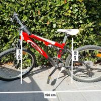 Bicicletta MTB 24" rossa