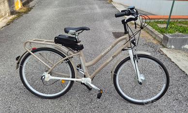 Bicicletta elettrica da donna
