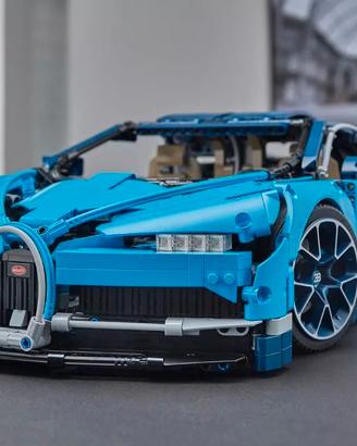 Lego Technic Bugatti Chiron 3599 pezzi