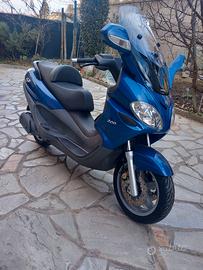 Piaggio X9 200 Evolution blu imperiale