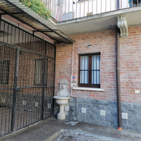 Casa ristrutturata 3\4 locali bagno+box+posto auto