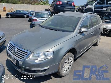 VW PASSAT VARIANT 3C5 2.0 TDI 140CV ricambi