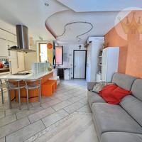 Appartamento bicamere centrale