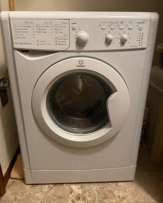 Lavatrice INDESIT 5 kg