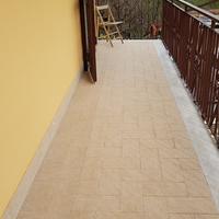 Monolocale arredato con posto aut cod. 407