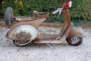 Vespa struzzo vl2 da restaurare con documenti