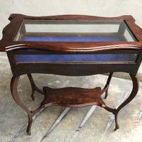 Antica vetrina britannica in vetro, XIX secolo