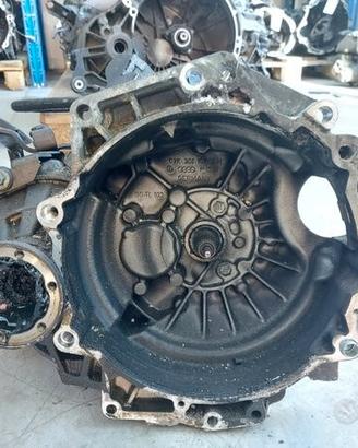 Cambio Volkswagen Golf 4 1.4 benzina del 2001