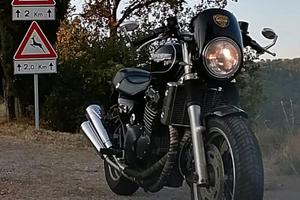 Triumph Thunderbird Sport 900