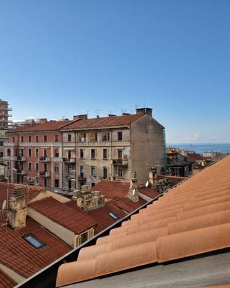 Incantevole Mansarda in Cittavecchia con Scorcio M