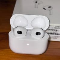 Apple AirPods 3 MagSafe Charging Case Come Nuovi
