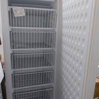 Congelatore verticale professionale