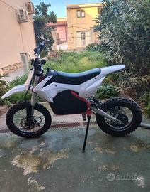 Pit Bike elettrico 1500w 48v 80ah