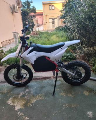 Pit Bike elettrico 1500w 48v 80ah