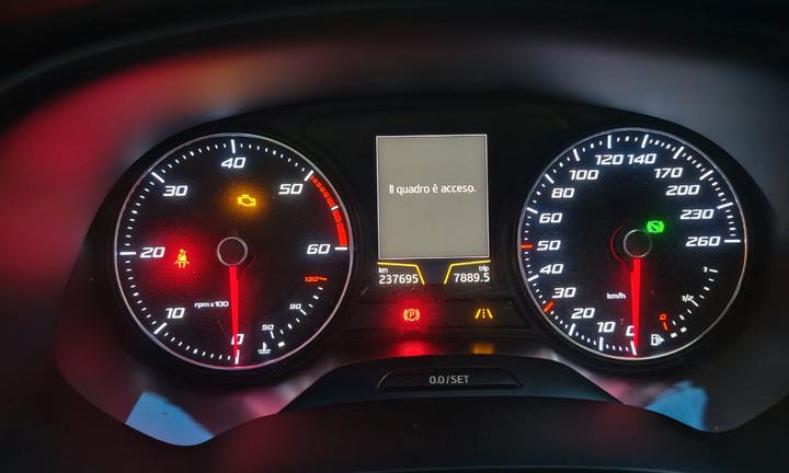 SEAT Leon FR 2.0 TDI 184 CV DSG - Full Optional