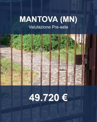 Immobile in asta di 88 m² con box auto a Mantova