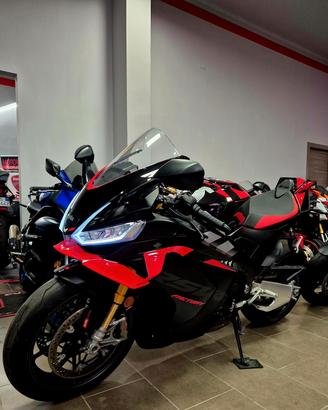 Aprilia RSV4 1100 Factory 2025 KM 4000 UNIPRÒ