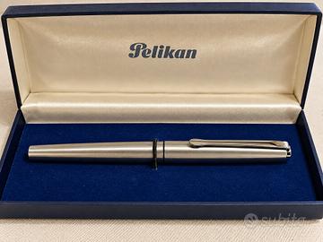 Pelikan P479 F – Penna stilografica vintage/astucc