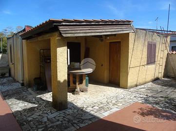 CASA INDIPENDENTE A ANZIO