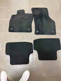 n. 4 tappetini audi a3 8y originali