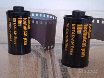 Rullino fotografico b/n kodak techical pac estar A