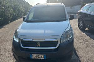 Auto furgonata Peugeot Partner